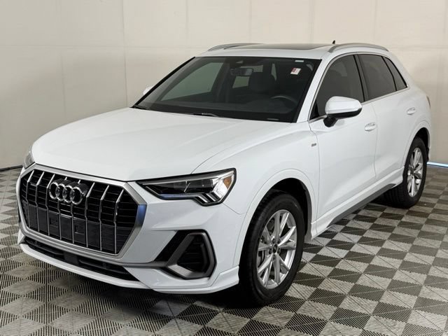 Used 2024 Audi Q3 2.0T Premium Plus w/ Premium Plus Package AWD/4WD video 2