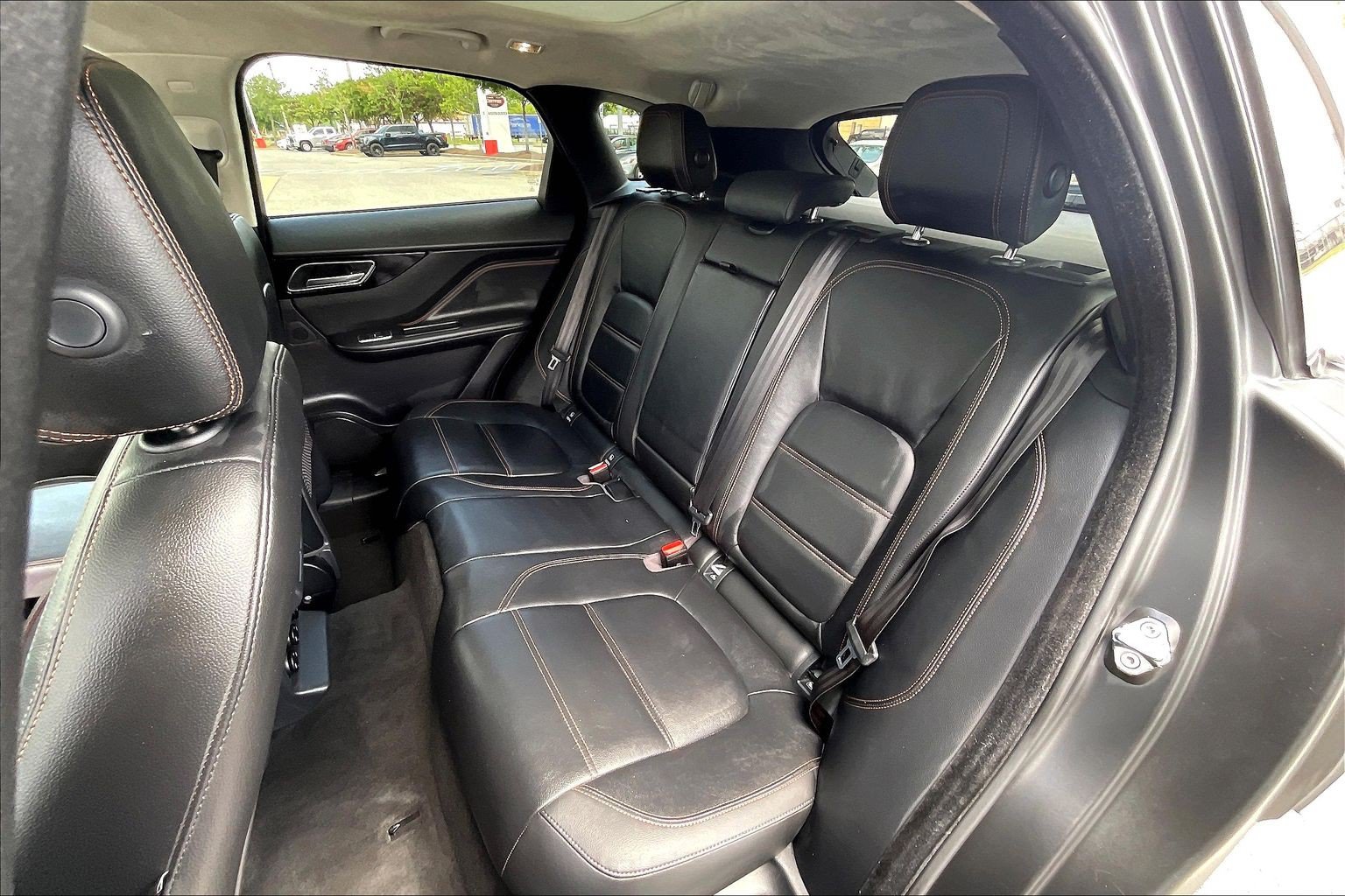 Used 2020 Jaguar F-PACE Prestige AWD/4WD image 29