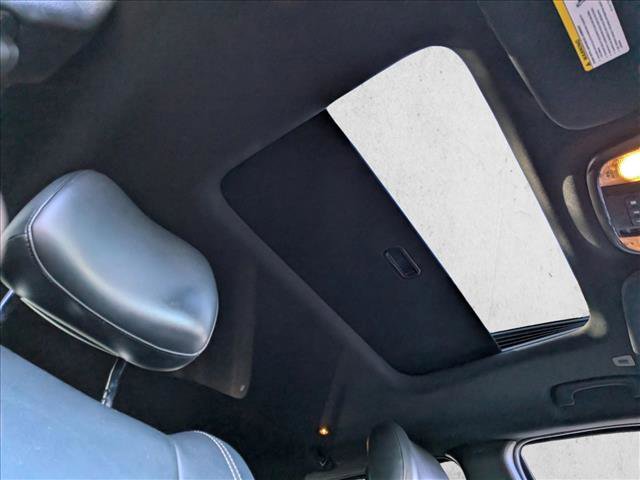 Used 2017 Jeep Grand Cherokee Limited image 21