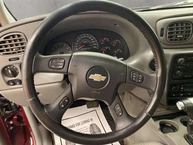 Used 2008 Chevrolet TrailBlazer LT w/ Sun And 6-Disc Cd Package AWD/4WD image 24