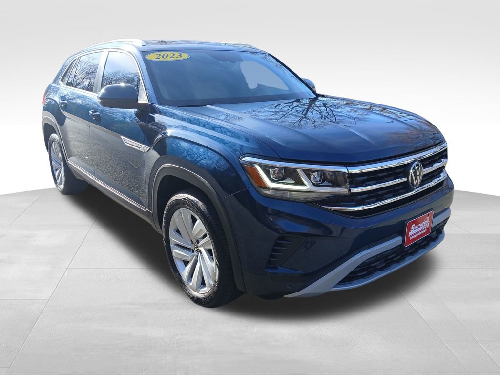 Used 2023 Volkswagen Atlas Cross Sport SE image 8