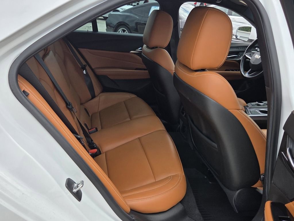 Used 2022 Cadillac CT4 Premium Luxury RWD image 19