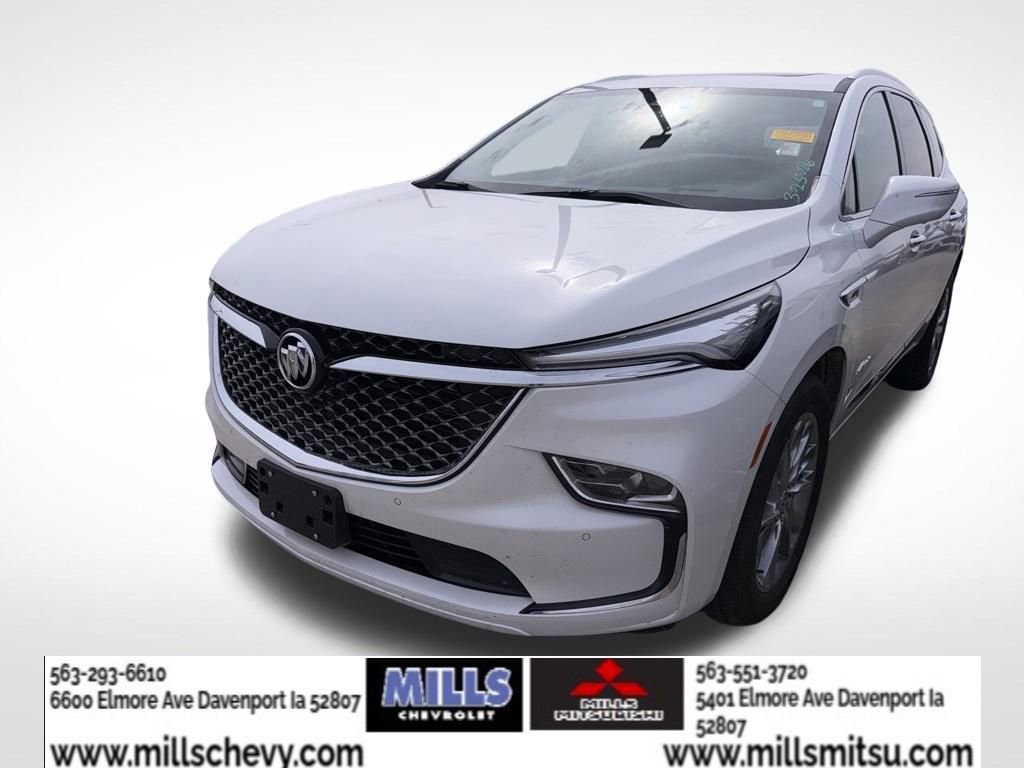 Used 2024 Buick Enclave Avenir w/ Avenir Technology Package image 1