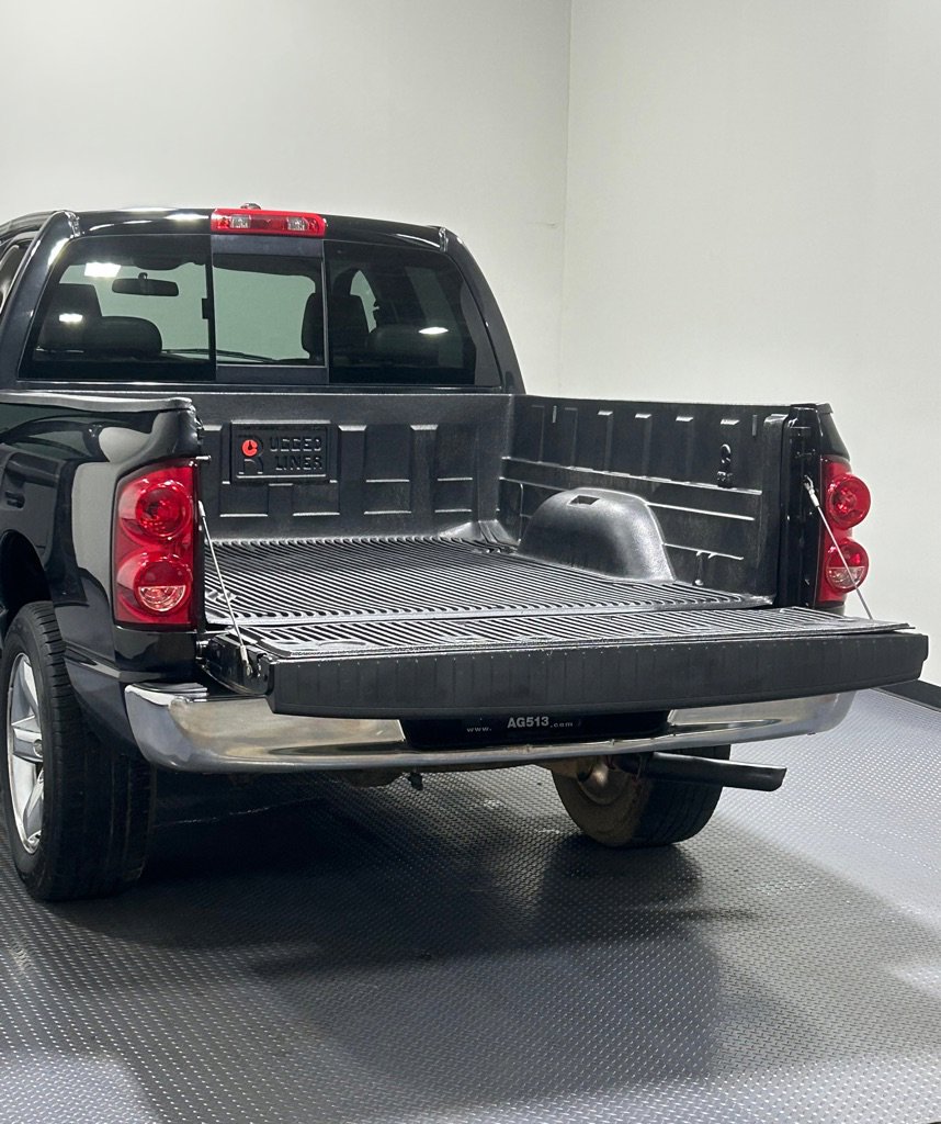 Used 2008 Dodge Ram 1500 Truck SLT image 12