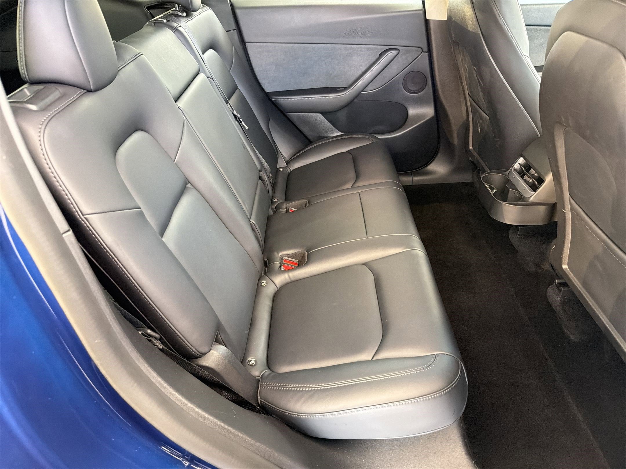 Used 2022 Tesla Model Y Performance AWD/4WD image 29