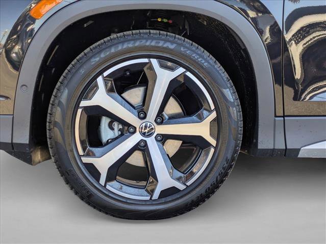 New 2026 Volkswagen Tiguan SE image 10