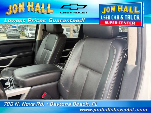 Used 2018 Nissan Titan SV w/ SV Convenience Package RWD image 23