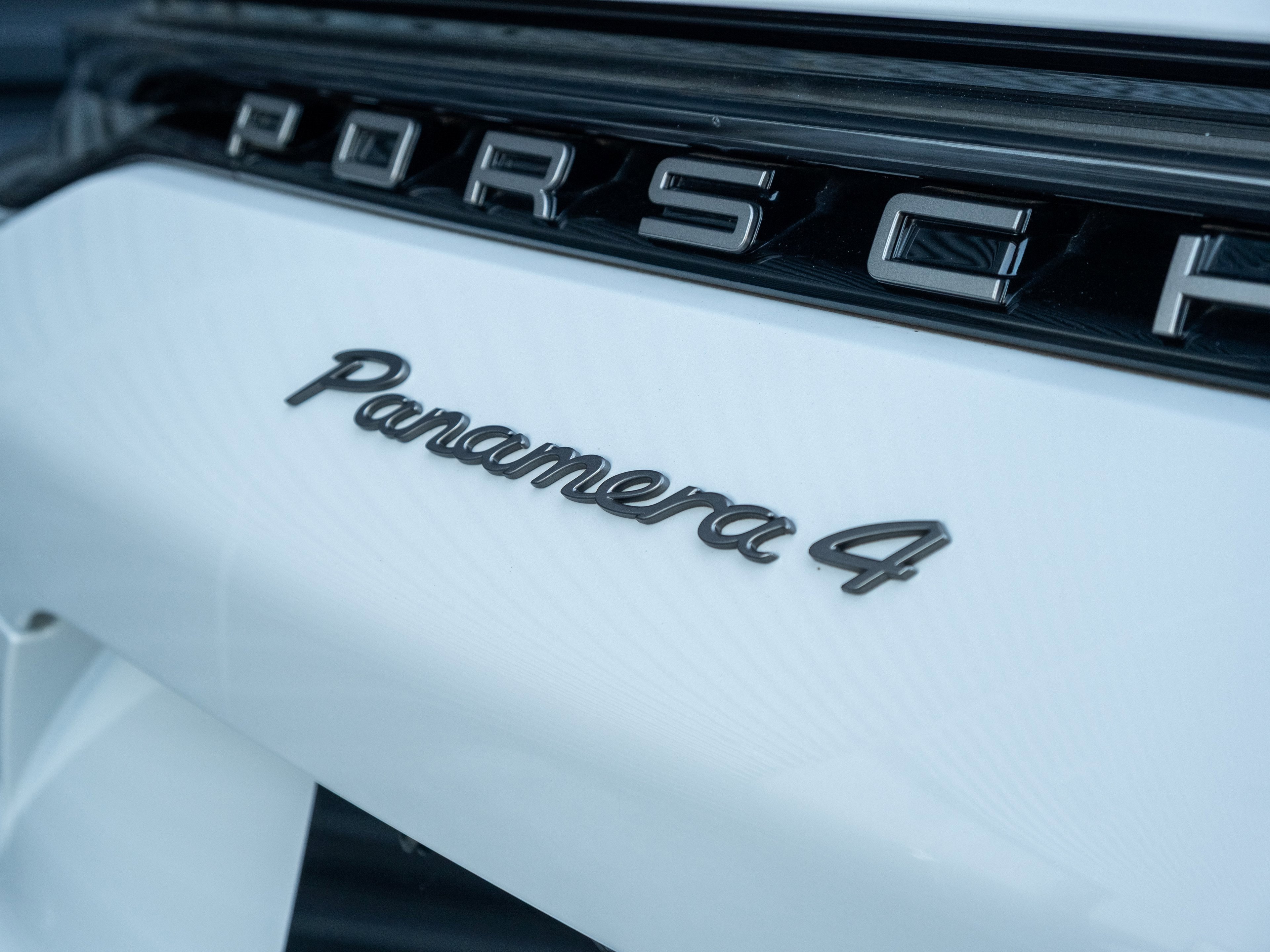Certified 2023 Porsche Panamera 4 Platinum Edition image 46