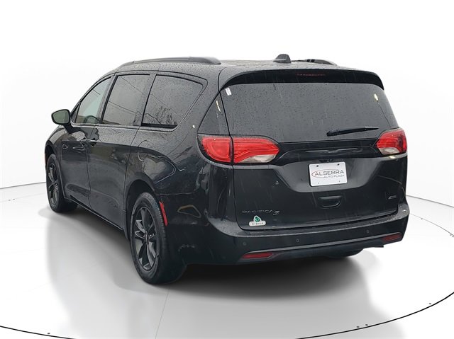 Certified 2020 Chrysler Pacifica Touring-L image 3