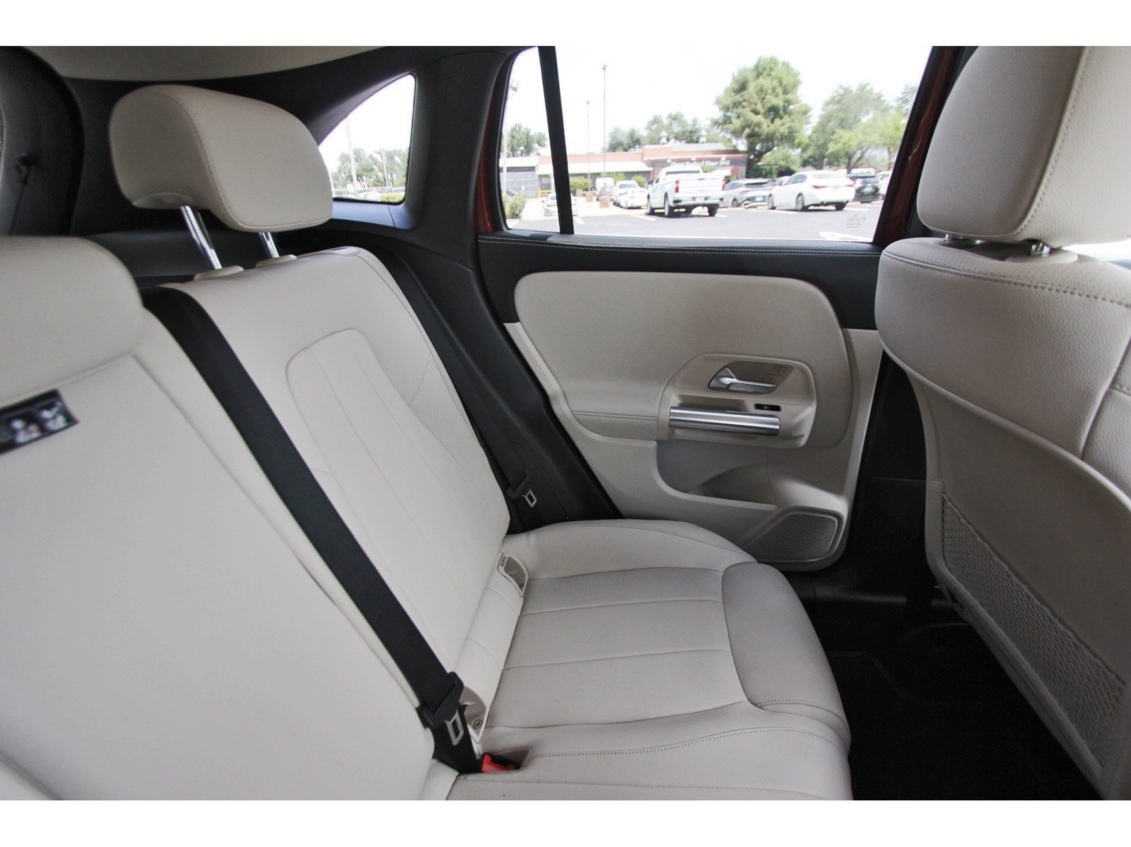 Used 2022 Mercedes-Benz GLA 250 image 15