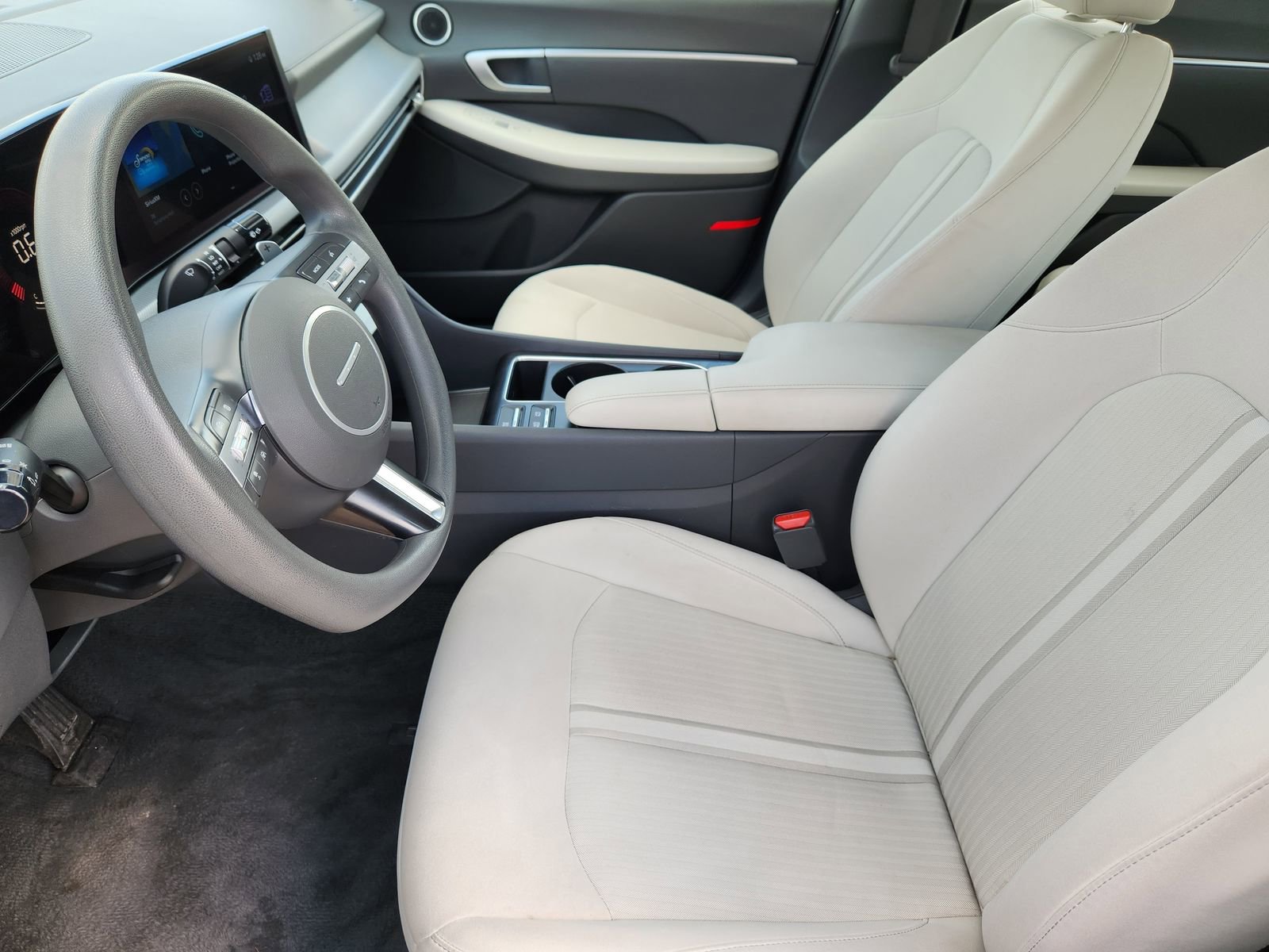 Used 2025 Hyundai Sonata SEL FWD image 20