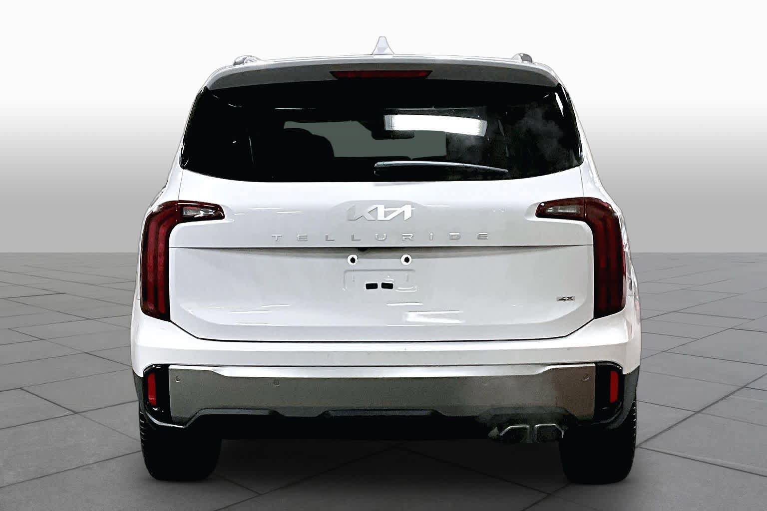 Used 2025 Kia Telluride S AWD/4WD image 5
