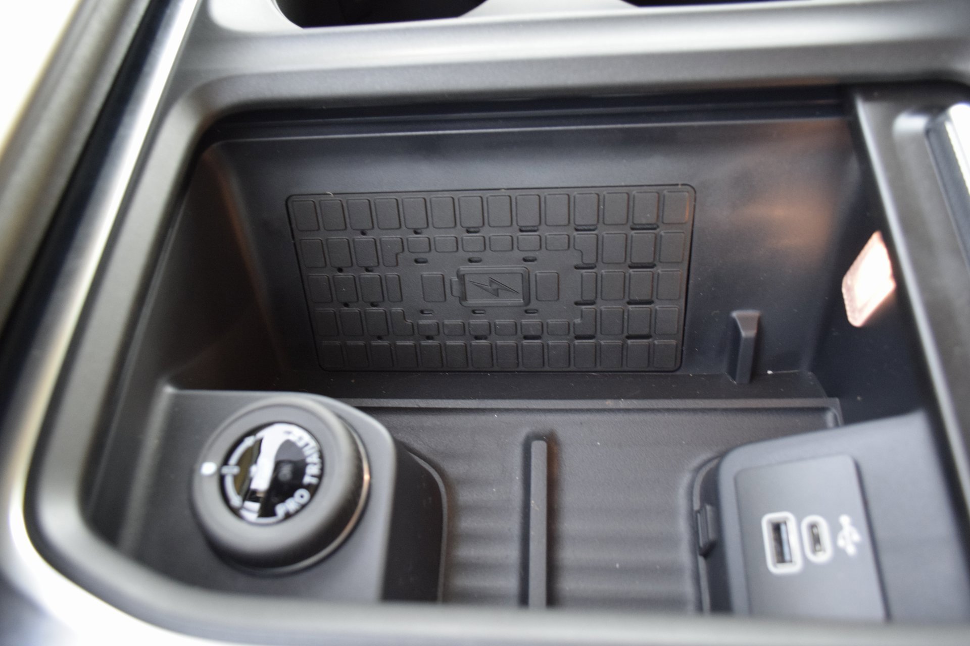 New 2025 Ford Expedition Active image 16