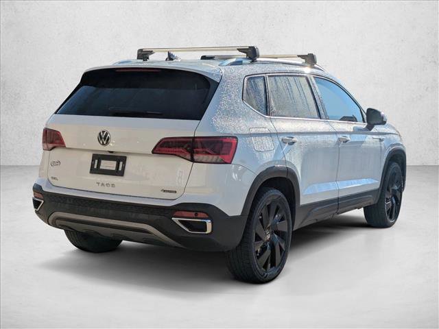 Used 2024 Volkswagen Taos SEL image 5