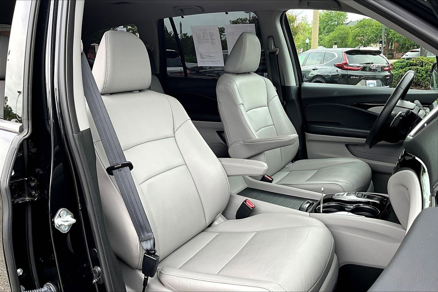 Used 2017 Honda Pilot Touring image 7