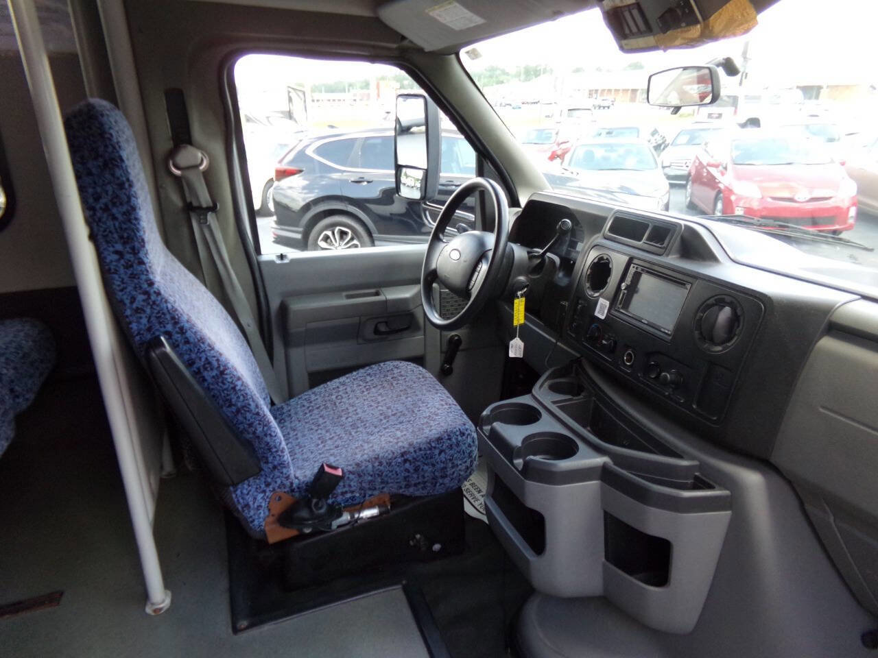 Used 2012 Ford E-450 and Econoline 450 Super Duty w/ Shuttle Bus Prep Pkg image 10