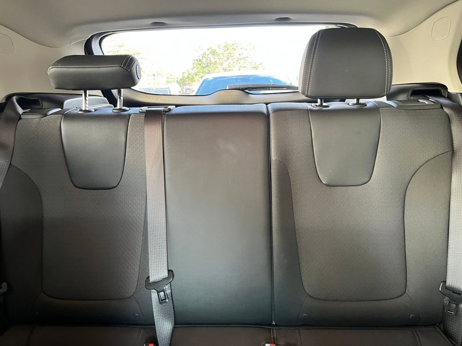 Used 2025 Buick Encore GX Preferred image 38