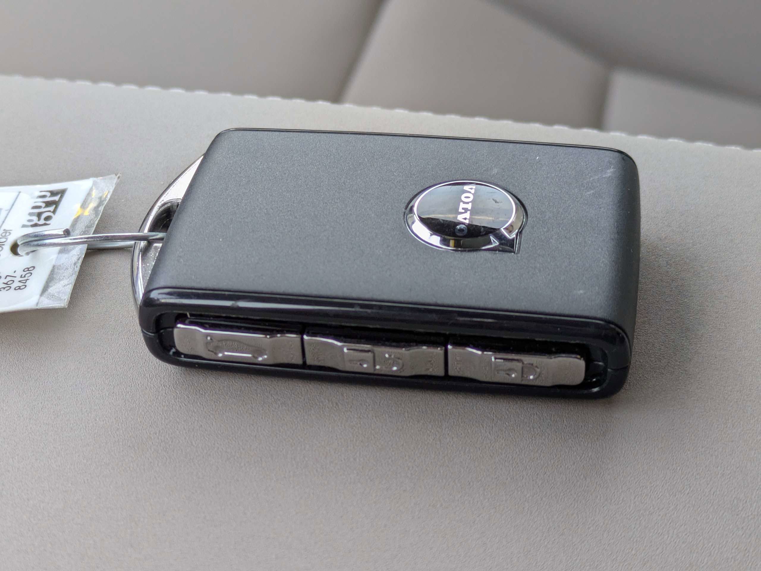 New 2026 Volvo XC90 B6 Plus w/ Protection Package Premier image 31