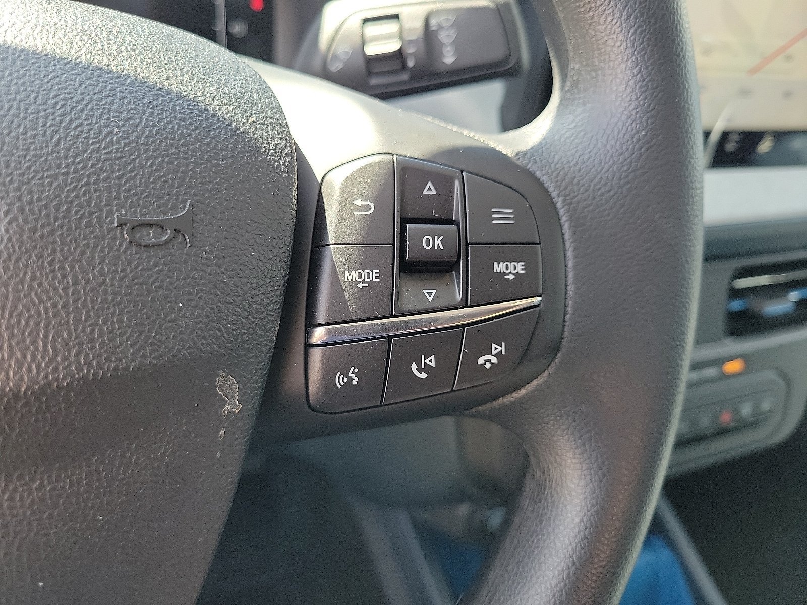 Used 2026 Ford Maverick XLT w/ 4K Tow Package AWD/4WD image 8