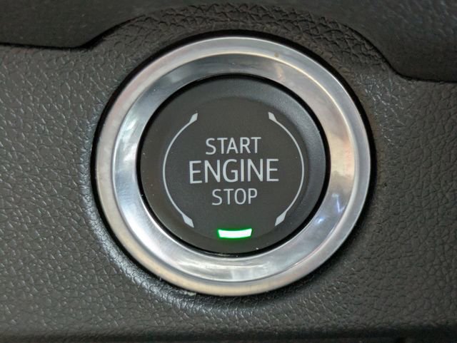 Used 2024 Chevrolet Traverse RS image 27