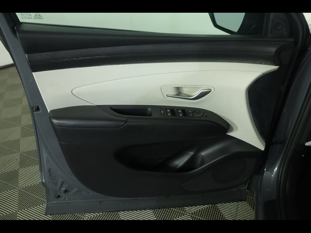 Used 2025 Hyundai Tucson SEL AWD/4WD image 21
