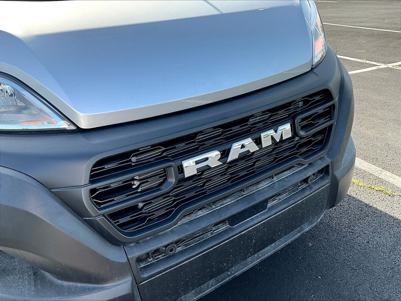 New 2026 RAM ProMaster 3500 w/ Crew Van Package FWD image 23