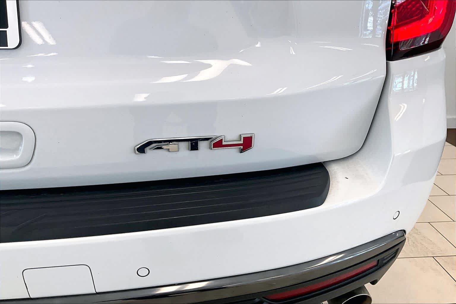 Used 2022 GMC Yukon AT4 AWD/4WD image 9