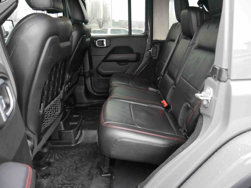 Used 2021 Jeep Wrangler Unlimited Rubicon image 16