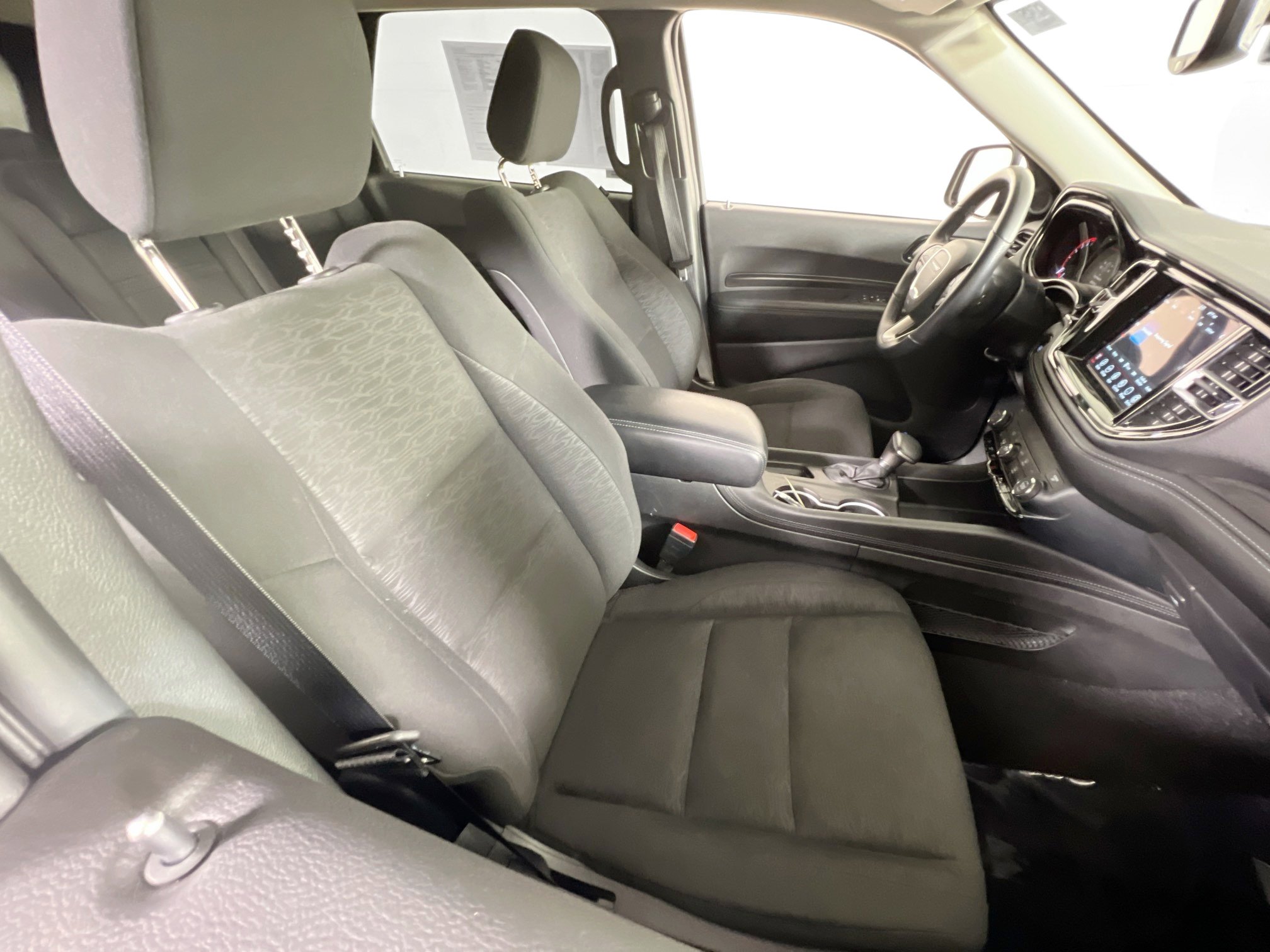 Used 2022 Dodge Durango SXT w/ Anodized Platinum Package image 26