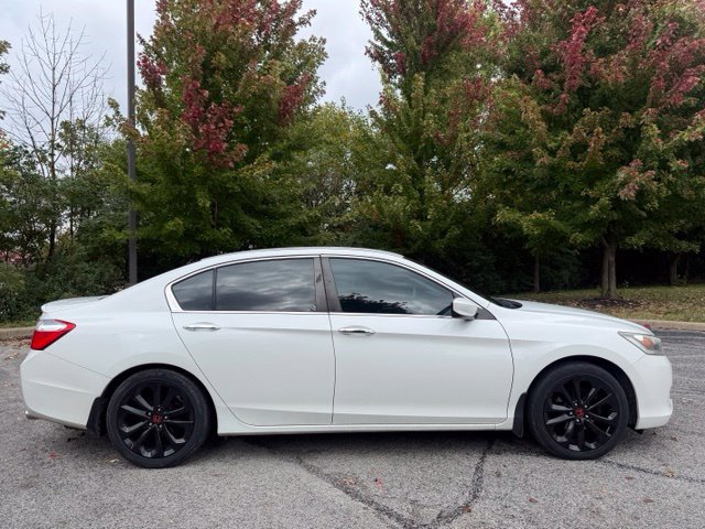 Used 2013 Honda Accord Sport image 2