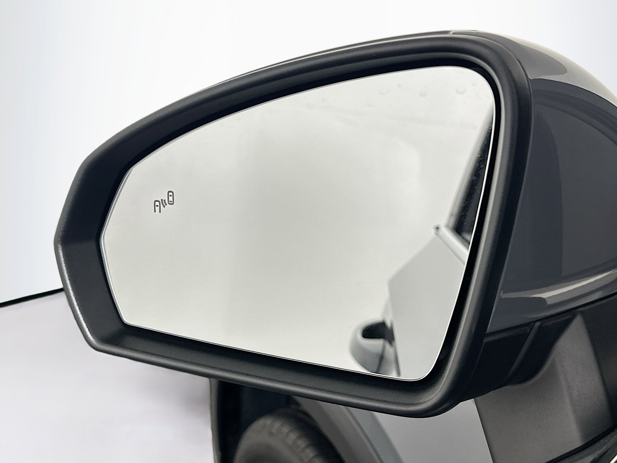 Used 2023 Volkswagen Taos SE w/ Black Wheel Package image 16