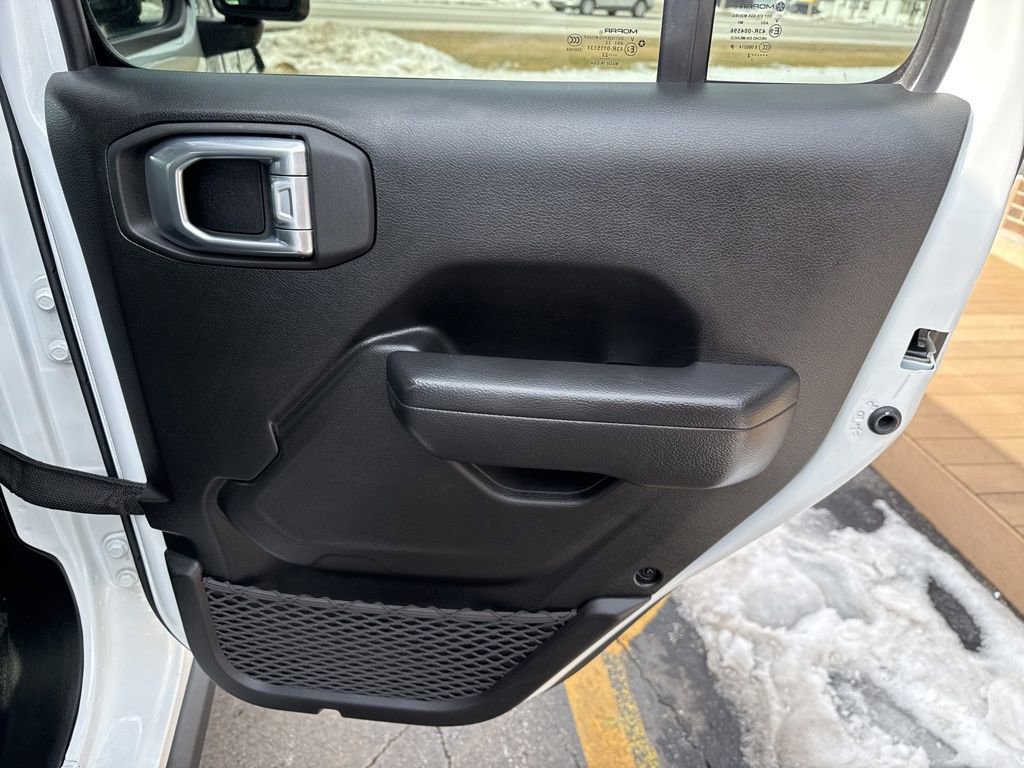 Used 2022 Jeep Wrangler Unlimited Sport image 30