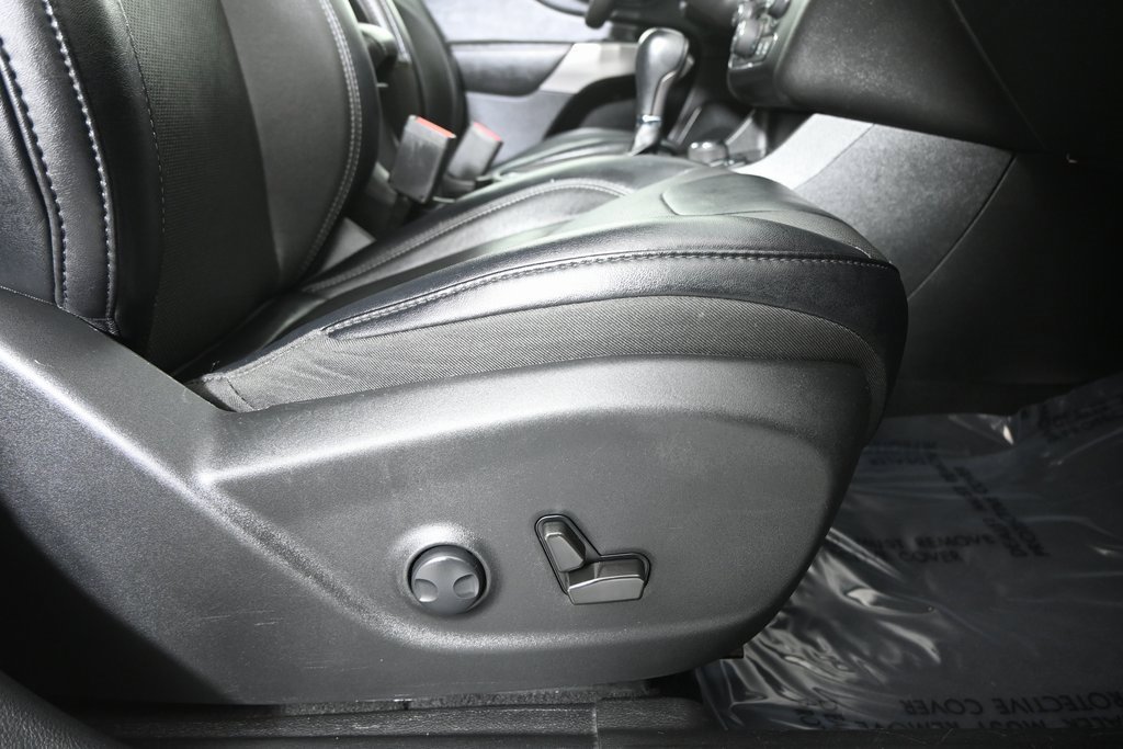 Used 2022 Jeep Cherokee Latitude Lux image 14