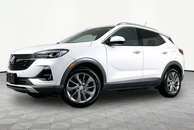 Used 2022 Buick Encore GX Essence w/ Advanced Technology Package AWD/4WD image 3