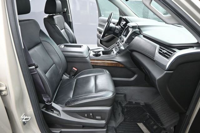 Used 2016 Chevrolet Suburban LT AWD/4WD image 25