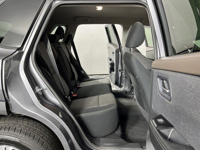 Used 2022 Nissan Rogue SV FWD image 40