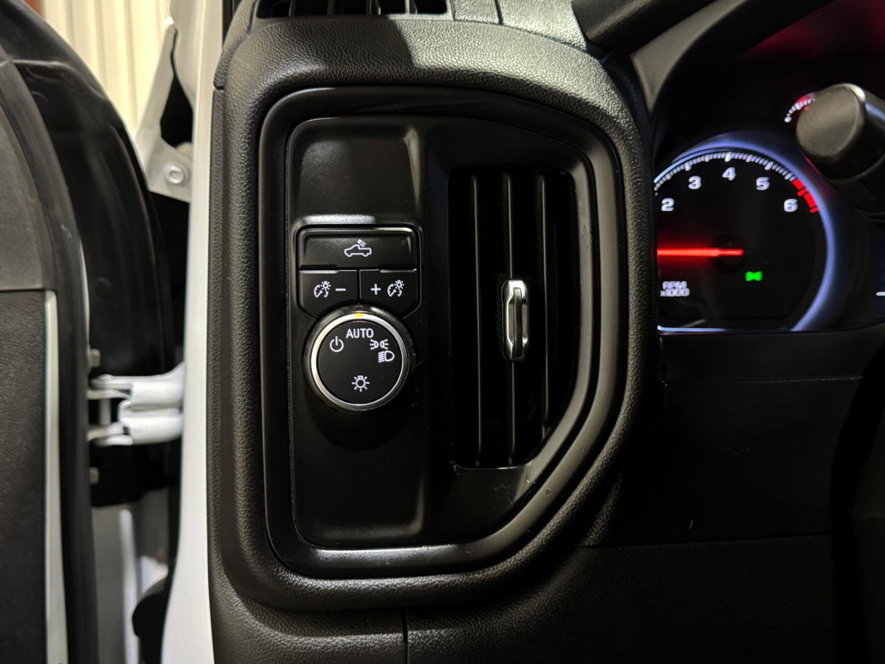 Used 2020 Chevrolet Silverado 3500 W/T w/ WT Convenience Package image 27