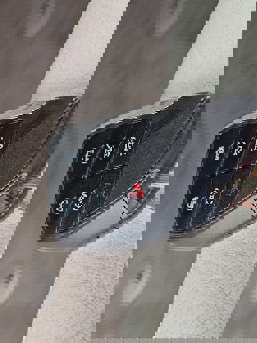 Used 2021 GMC Yukon Denali w/ Denali Premium Package image 35