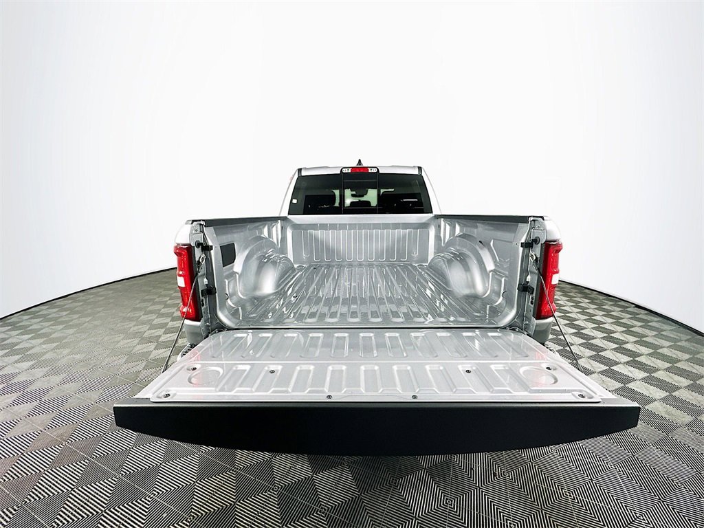 New 2025 RAM 1500 Big Horn image 15