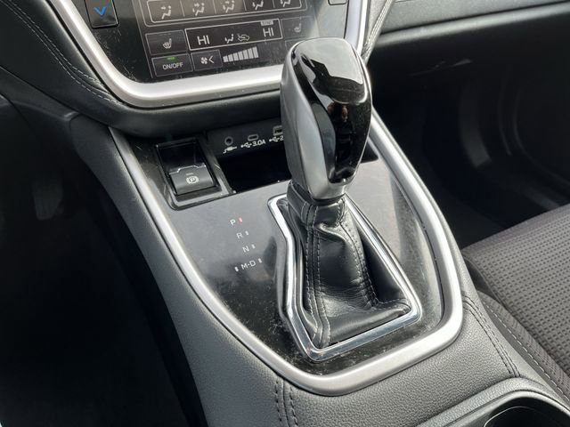 Certified 2025 Subaru Outback Premium w/ Popular Package #1A image 24