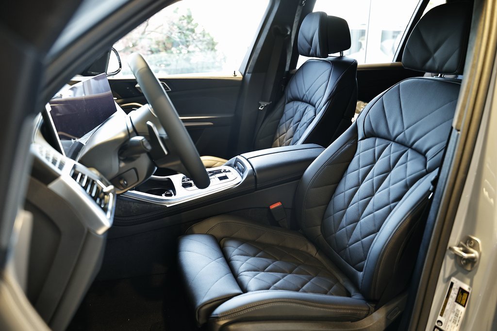 New 2026 BMW X7 xDrive40i w/ M Sport Package image 21
