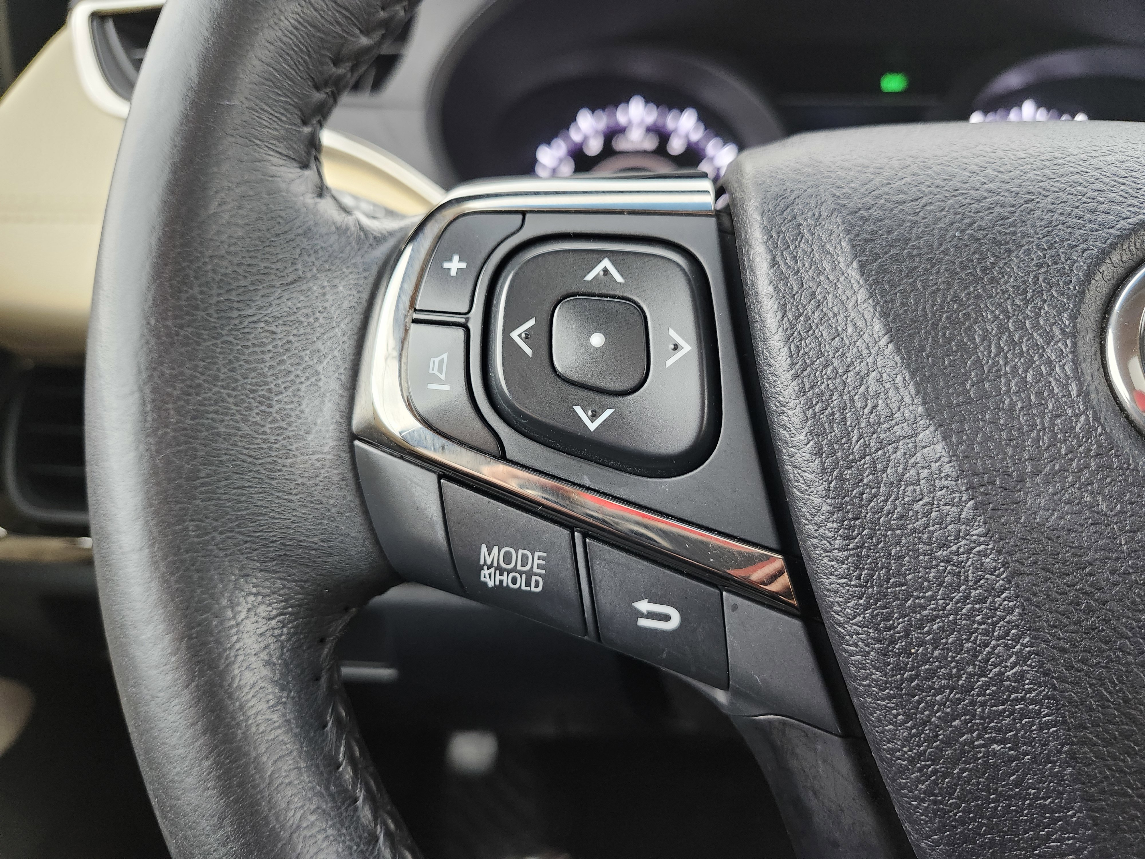 Used 2018 Toyota Avalon XLE Premium w/ Protection Package image 38