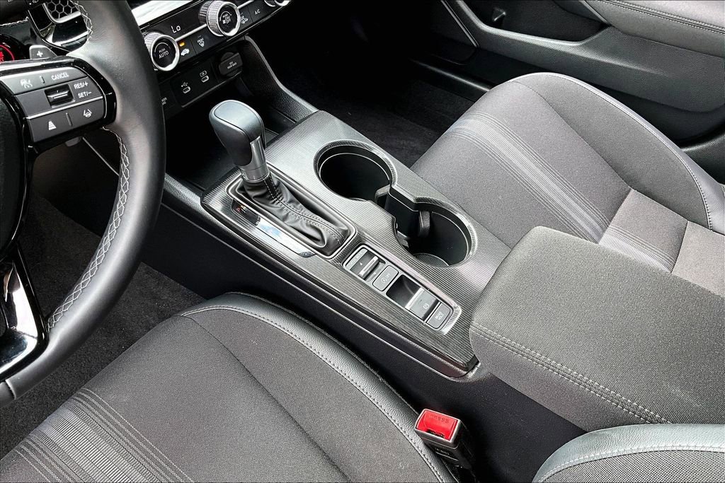 Used 2025 Honda Civic Sport image 15