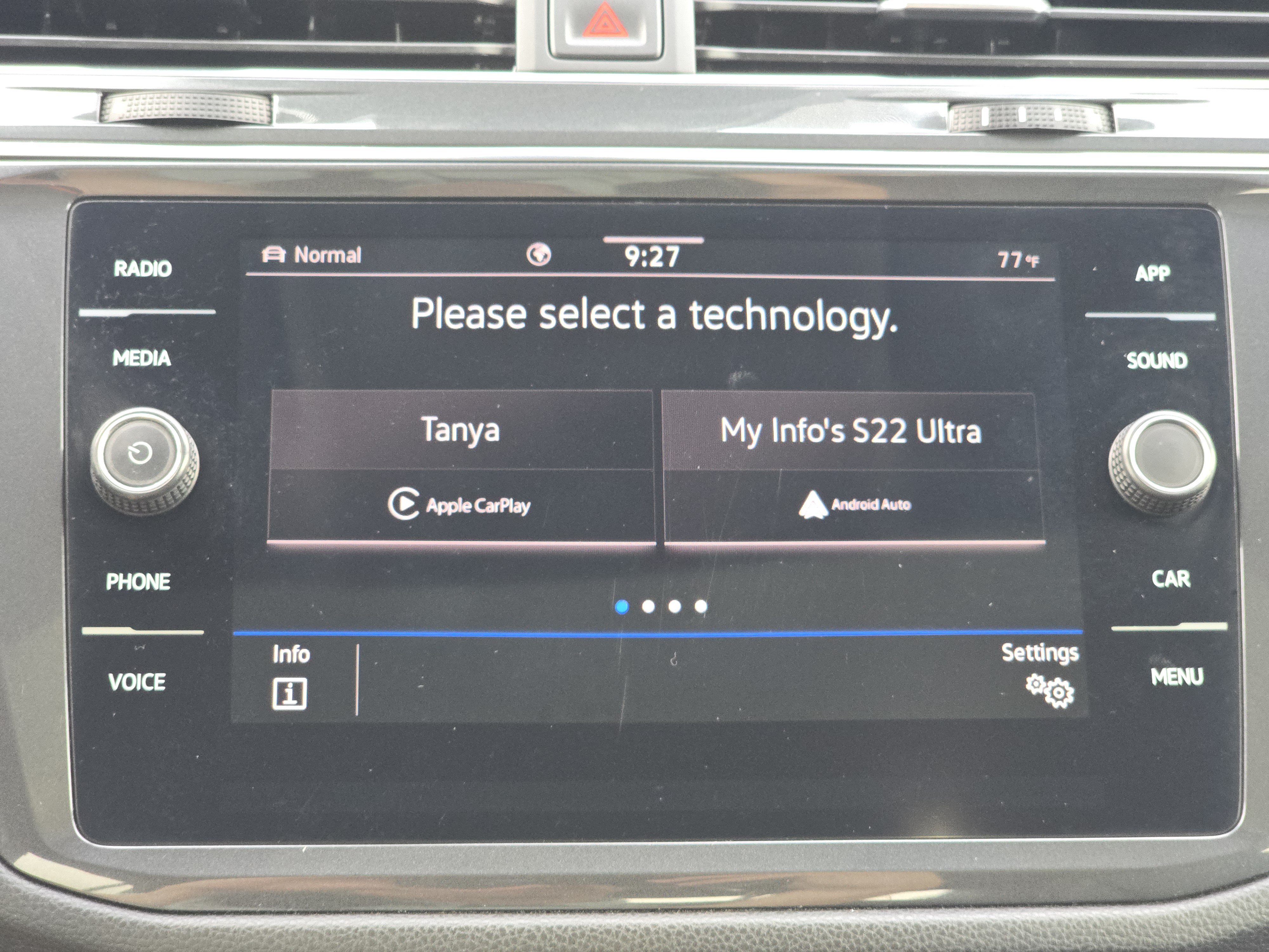 Certified 2023 Volkswagen Tiguan SE w/ Panoramic Sunroof Package AWD/4WD image 10