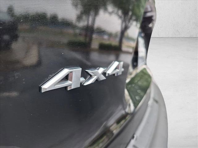 Used 2020 Jeep Cherokee Latitude Plus w/ Cold Weather Group AWD/4WD image 25