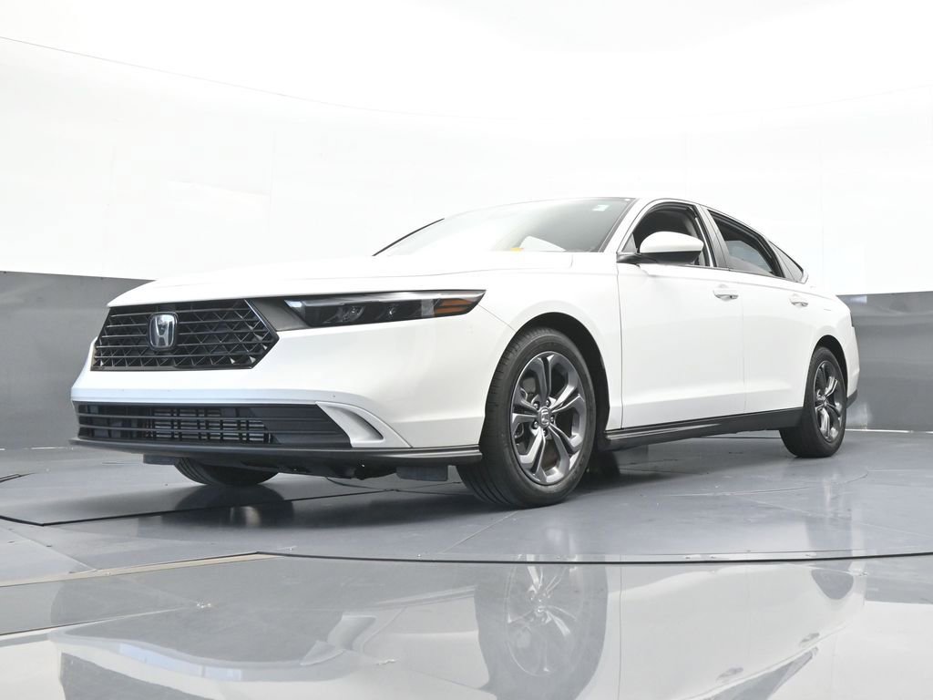 Used 2023 Honda Accord EX image 53