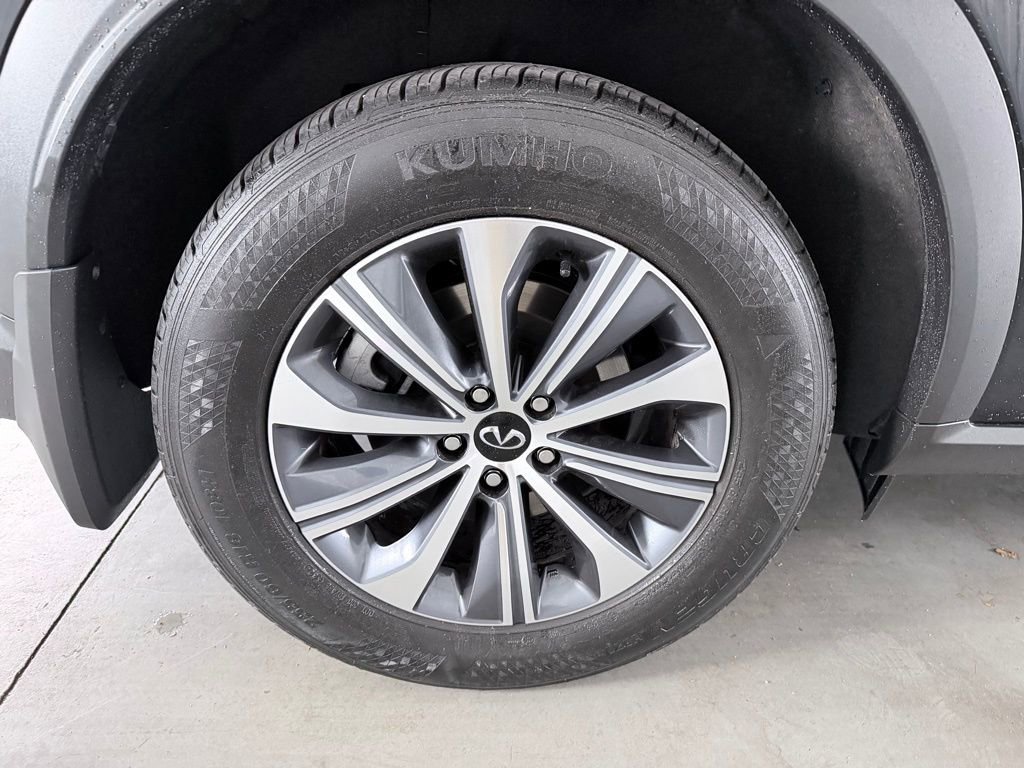 Certified 2025 INFINITI QX60 Pure image 4