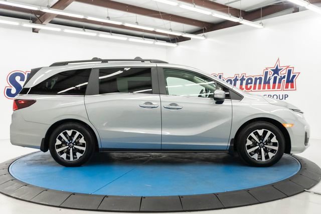 New 2026 Honda Odyssey EX-L image 11