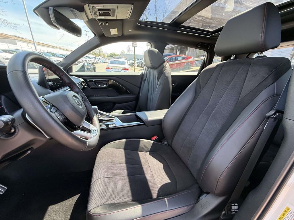 Used 2025 Acura ADX A-Spec image 13