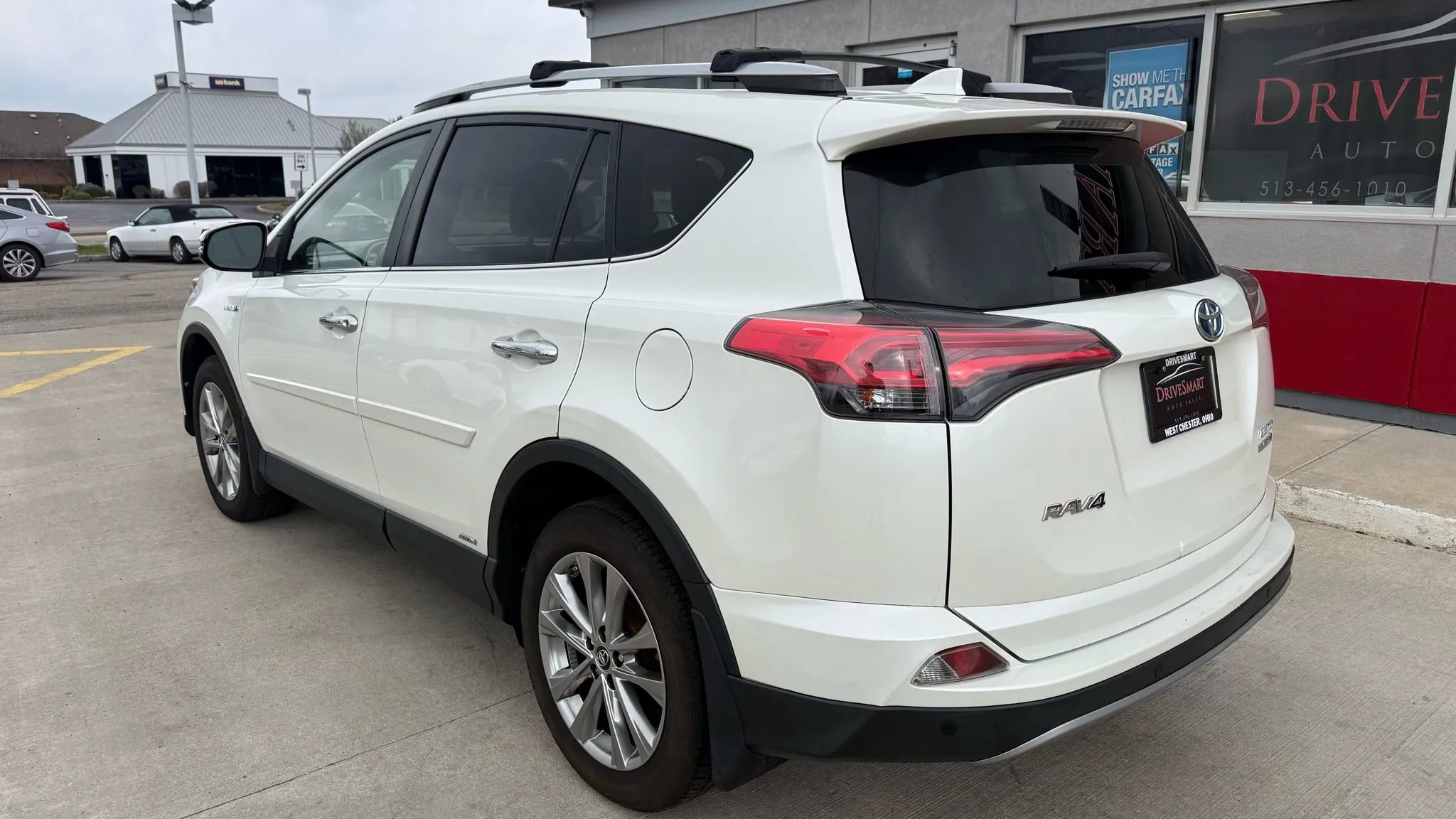 Used 2017 Toyota RAV4 Limited w/ Protection Package image 4